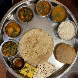 Gujarati Thali Gujarati Thali