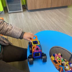 Code Ninjas Arundel Mills - Side play area in the waiting room.