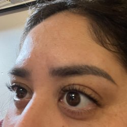 Pono Boutique - My lashes curled perfectly, very pleased with the results.