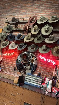 Kemo Sabe Jackson by null