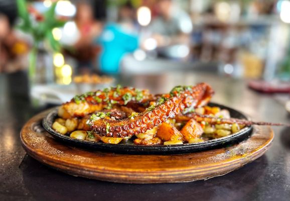 Bravo Peruvian Kitchen by null