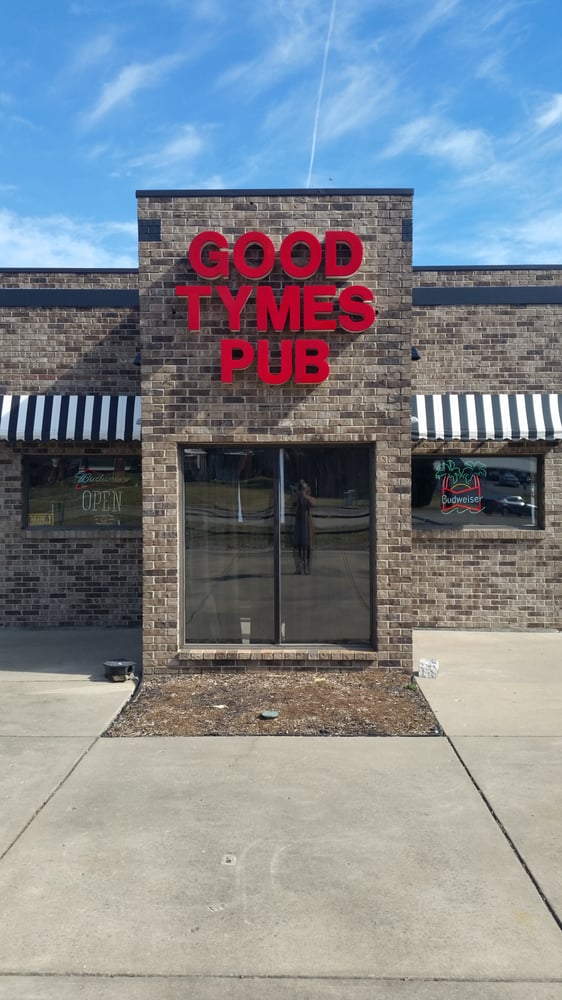 GOOD TYMES Updated September 2024 231 Spencer Rd, Saint Peters