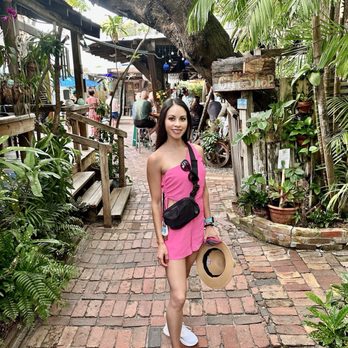 Blue Heaven - Breakfast & Brunch Near Me - Key West, Florida Blue Heaven - Breakfast & Brunch Near Me - Key West, Florida
