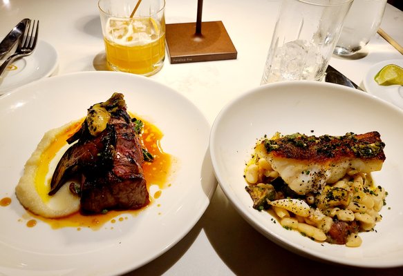 Chelsea Table & Stage by null