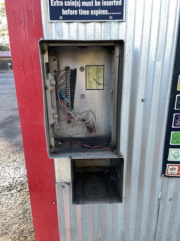 SELF SERVE CAR WASH Updated September 2024 931 Main St, St. Helena