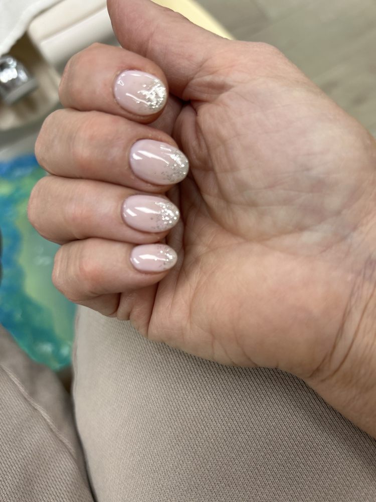 Kpnails Logo