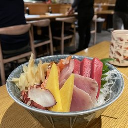 Chirashi