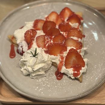 Coche Valley Dessert Cafe - Desserts Near Me - Seattle, Washington