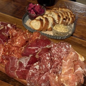 Saison Cellar & Wine Bar - Wine Bars Near Me - San Francisco, California Saison Cellar & Wine Bar - Wine Bars Near Me - San Francisco, California