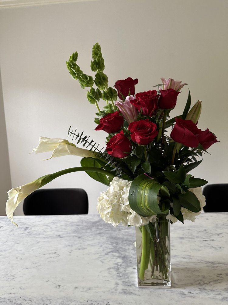 BLUE IRIS FLORIST Updated September 2024 53 Photos & 37 Reviews 7239 Fairbanks N Houston