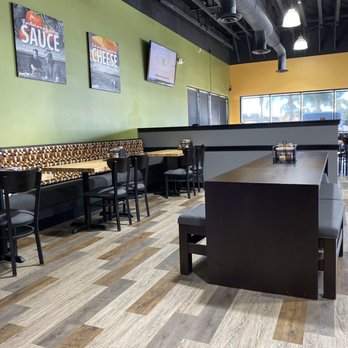Round Table Pizza - Pizza Near Me - Murrieta, California Round Table Pizza - Pizza Near Me - Murrieta, California