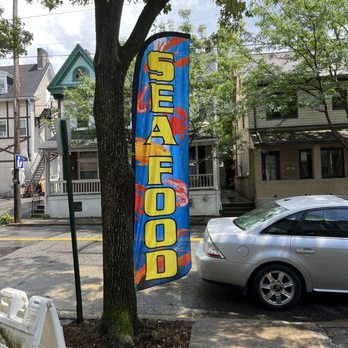 Chestnut St Seafood - Seafood flag - Seafood Markets Near Me - Emmaus, Pennsylvania