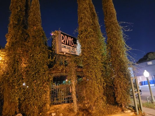 Riva's by null