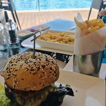 The Burger Custom Made - Burgers Near Me - Nay, ROO