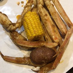 Dockside Boiling Pot - Crabs legs with corn and potato
