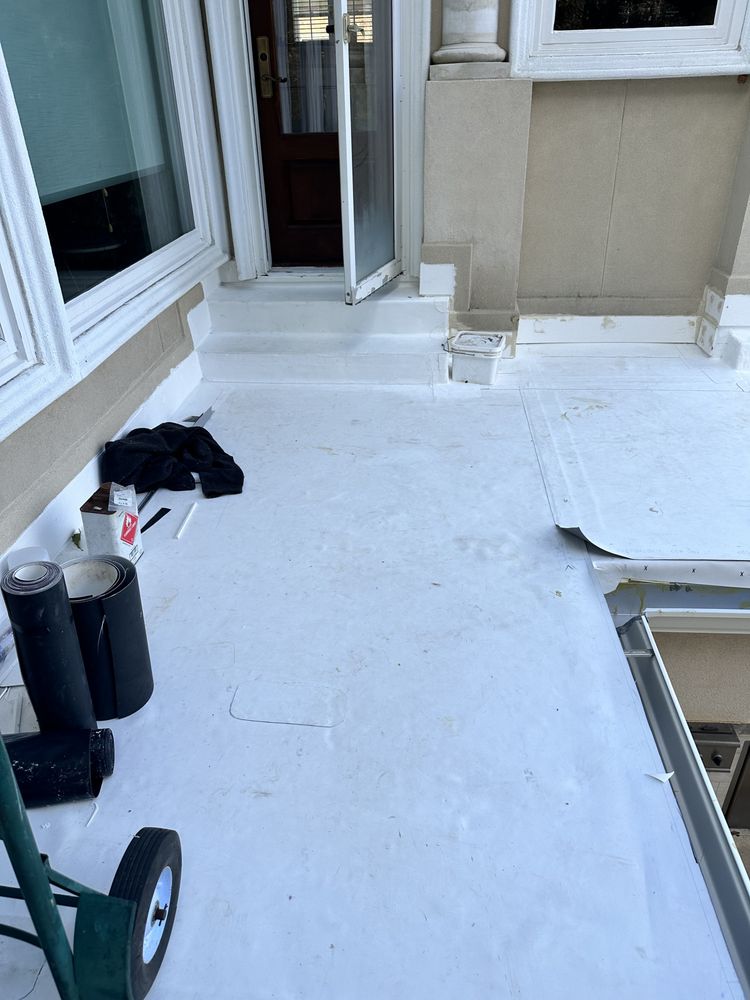 Slide of Aspri Construction