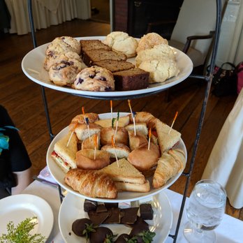 Concord's Colonial Inn - Concord’s Colonial Inn Tea for 4 3/2018 - Hotels Near Me - Concord, Massachusetts Concord's Colonial Inn - Concord’s Colonial Inn Tea for 4 3/2018 - Hotels Near Me - Concord, Massachusetts