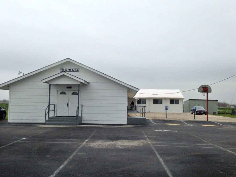 COUNTRY BAPTIST CHURCH 17800 Fm 471 S, Natalia, Texas Churches
