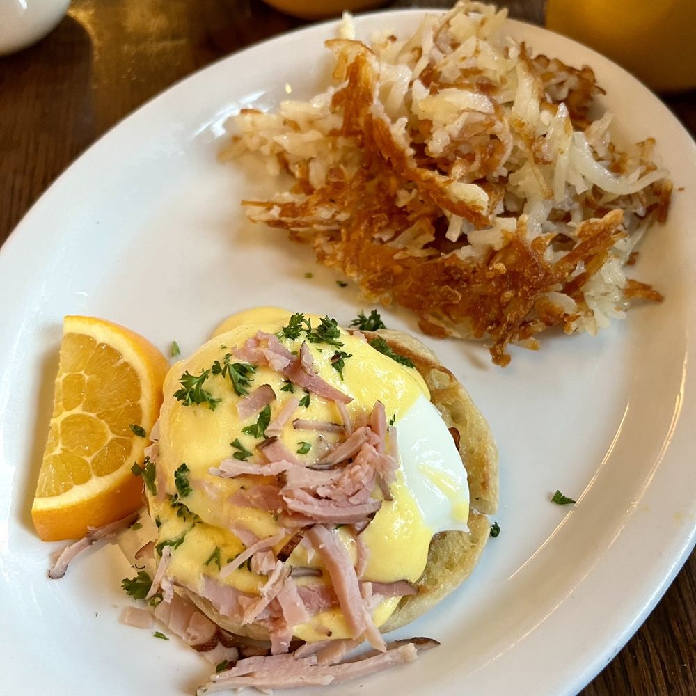 The Kneadery - Famous Benedict - Breakfast & Brunch Near Me - Ketchum, Idaho