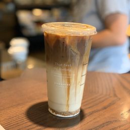 Iced Caramel Macchiato Iced Caramel Macchiato