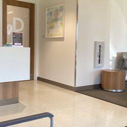 Stanford Medicine Partners - Waiting area