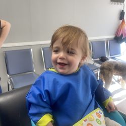 Children's haircut before.