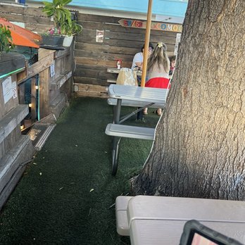 Shorefyre Beach Bar & Grill - Breakfast & Brunch Near Me - Honolulu, Hawaii Shorefyre Beach Bar & Grill - Breakfast & Brunch Near Me - Honolulu, Hawaii