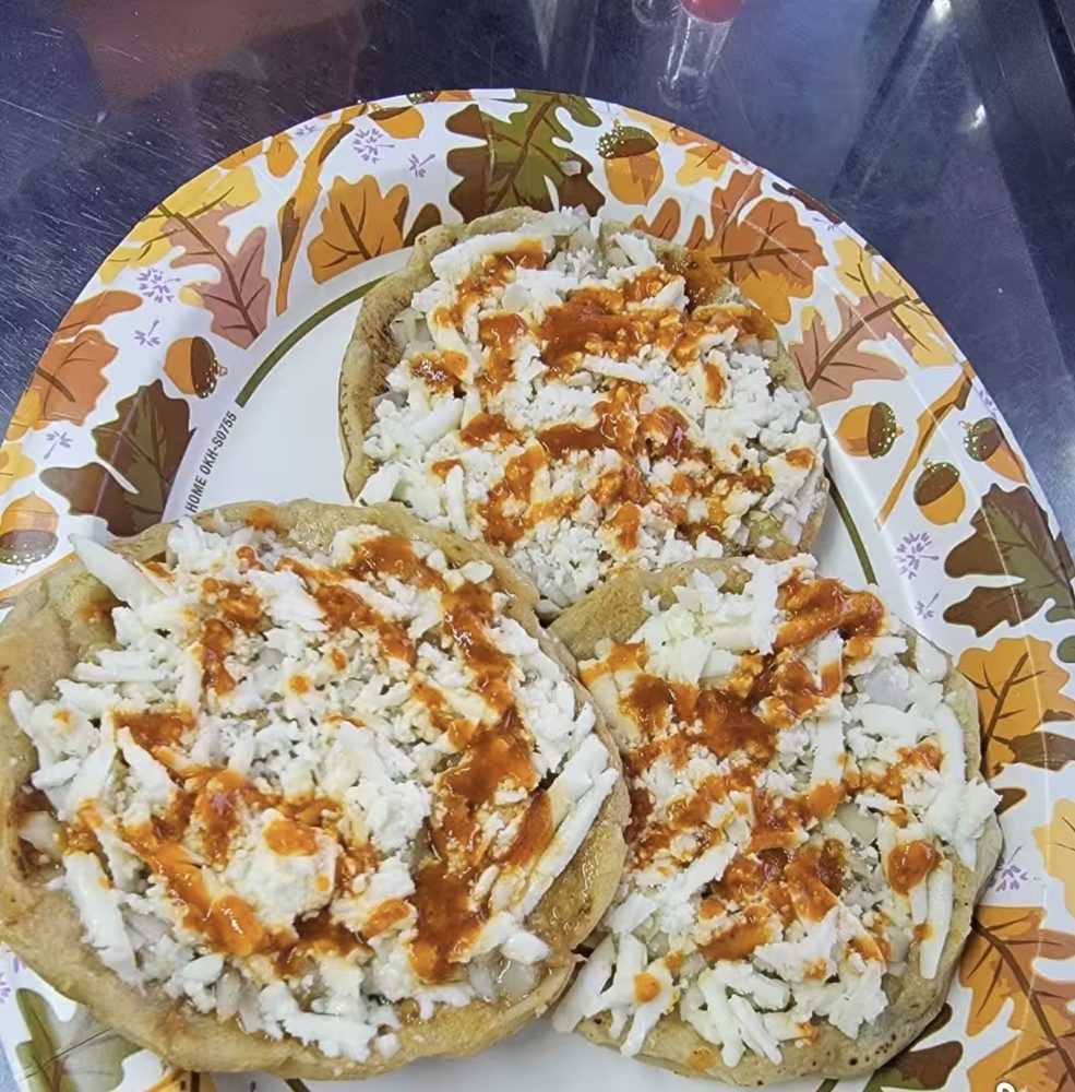 Food from Taqueria Cruz