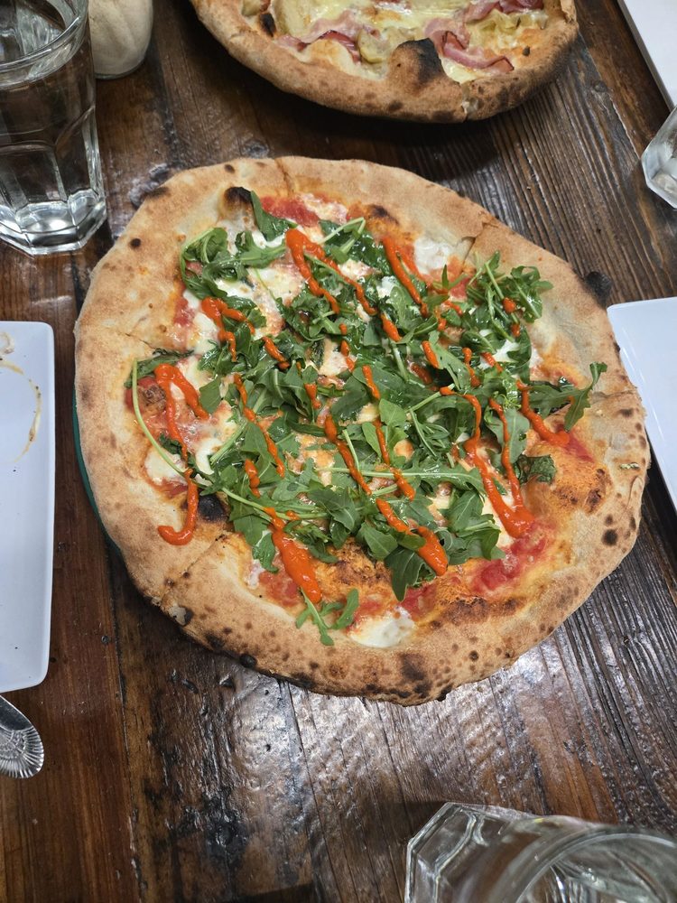 Flour Dust Pizza