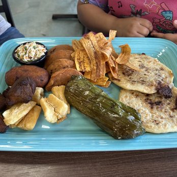 Salvadoreño Restaurant - This was a platter - Salvadoran Near Me - Phoenix, Arizona Salvadoreño Restaurant - This was a platter - Salvadoran Near Me - Phoenix, Arizona