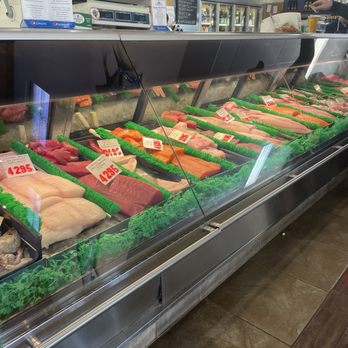 Point Loma Seafoods - Seafood Markets Near Me - San Diego, California Point Loma Seafoods - Seafood Markets Near Me - San Diego, California