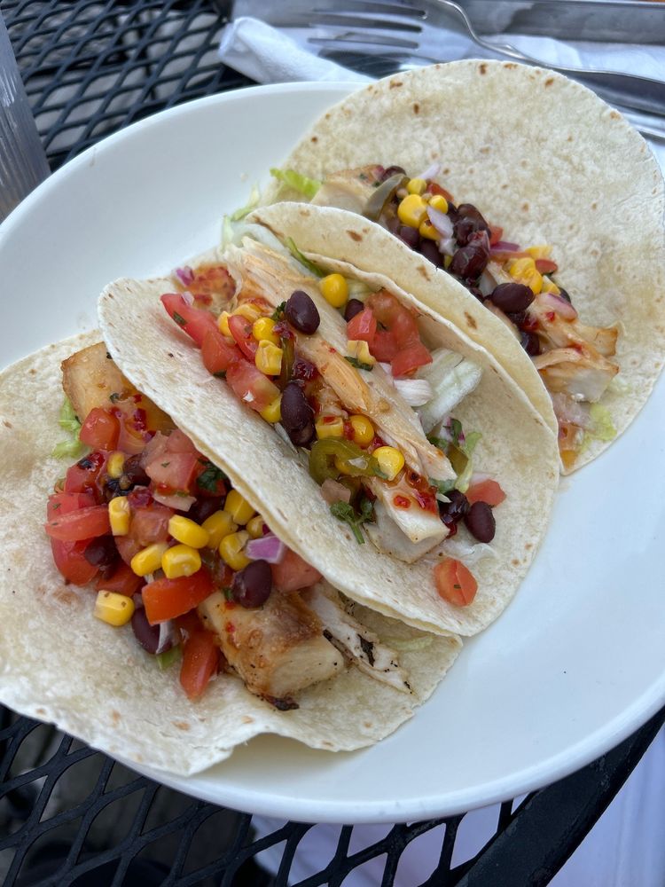 TURK LAKE RESTAURANT & BAR Updated November 2024 32 Photos & 40