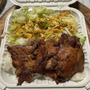 Ono Hawaiian BBQ - Aloha plate with BBQ chicken. Very little meat compared to regular plate. February 2026 - Hawaiian Near Me - Colma, California Ono Hawaiian BBQ - Aloha plate with BBQ chicken. Very little meat compared to regular plate. February 2026 - Hawaiian Near Me - Colma, California