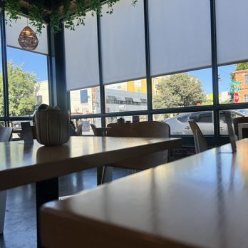 Kitava - Interior - New American Near Me - Oakland, California