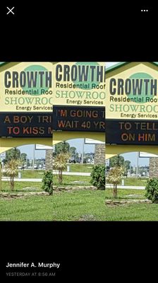 Crowther Roofing & Sheet Metal of Fla Logo