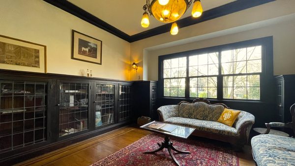 The Bacon Mansion Bed and Breakfast by null