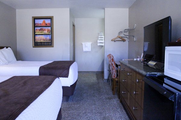 Whispering Sands Motel by null