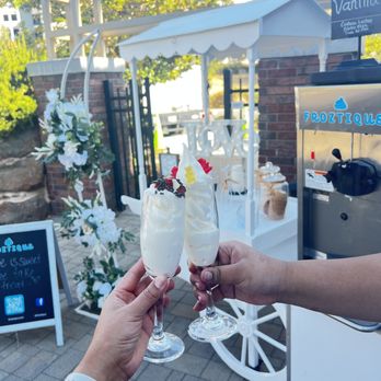 Froztique - Wedding vibes - Ice Cream & Frozen Yogurt Near Me Froztique - Wedding vibes - Ice Cream & Frozen Yogurt Near Me