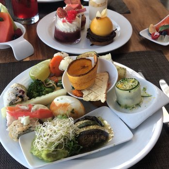 Secrets The Vine Cancun - Another lunch buffet selection. Try their desserts! - Hotels Near Me - Cancún, ROO Secrets The Vine Cancun - Another lunch buffet selection. Try their desserts! - Hotels Near Me - Cancún, ROO