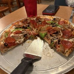 Waynesville Pizza - Supreme Pizza