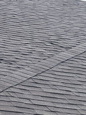 Tucker Roofing Systems Logo