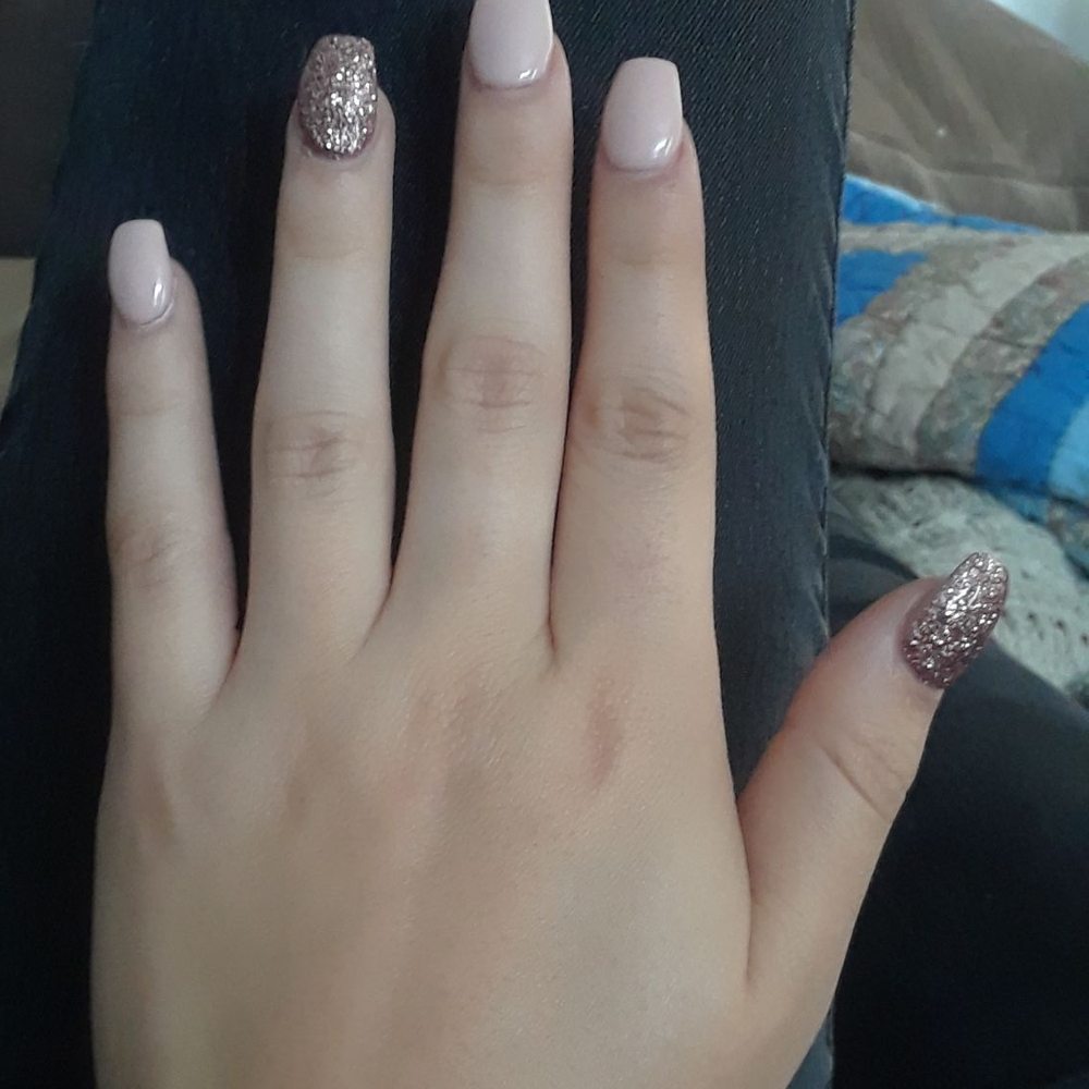 Gel Nail - Full set of nude nails with rose gold accents done by vicky - Nail Salons Near Me - Youngstown, Ohio Gel Nail - Full set of nude nails with rose gold accents done by vicky - Nail Salons Near Me - Youngstown, Ohio