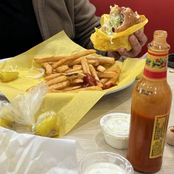 Hercules Burgers - Cheeseburger combo - Burgers Near Me - Chino, California