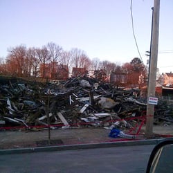 Bob Boroski School Of Art - So terribly sad that the building burned down. Hopefully, he will find a new location and continue to inspire creativity!