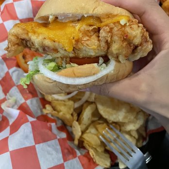 The Lodge - Southerner chicken sandwich with kettle chips - American Near Me - South Haven, Michigan