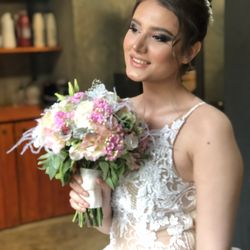 Makeup by Mehrnaz 