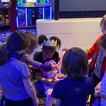 Skate City Shawnee - Opening presents - Skating Rinks Near Me - Merriam, Kansas Skate City Shawnee - Opening presents - Skating Rinks Near Me - Merriam, Kansas