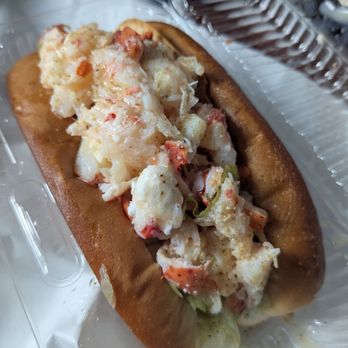 The Original Soupman - lobster roll - Soup Near Me - New York, New York The Original Soupman - lobster roll - Soup Near Me - New York, New York