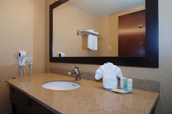 Quality Inn & Suites by null