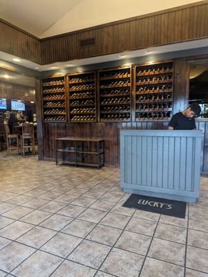 Lucky's Steakhouse by null